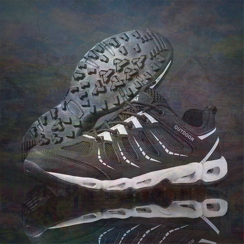 Sumer Round Tip Silver Sneaker - огляд і ціна Travel Accessories Gift Basket